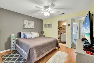 731 W Elkcam Cir, Marco Island, FL 34145 - Photo 12