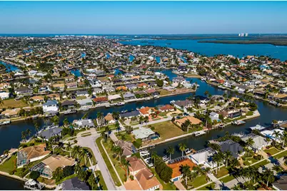 121 Channel Court, Marco Island, FL 34145 - Photo 38
