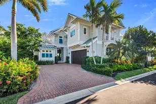 185 15th St S, Naples, FL 34102 - Photo 1