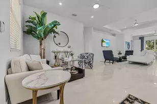 2499 Pine St, Naples, FL 34112 - Photo 6