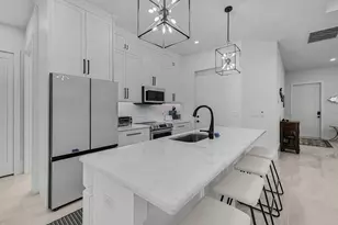 2499 Pine St, Naples, FL 34112 - Photo 10