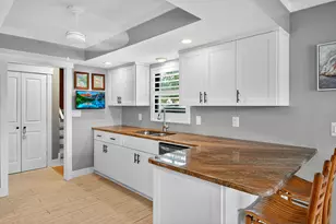 190 Tahiti Cir, Naples, FL 34113 - Photo 10