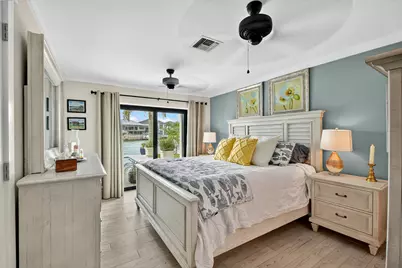 190 Tahiti Circle, Naples, FL 34113 - Photo 14