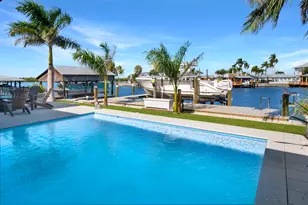 190 Tahiti Cir, Naples, FL 34113 - Photo 1