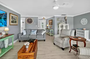 190 Tahiti Cir, Naples, FL 34113 - Photo 8