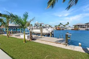 190 Tahiti Cir, Naples, FL 34113 - Photo 24