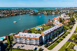 750 W Elkcam Cir, Marco Island, FL 34145 - Photo 32