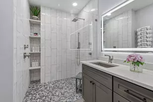 123 Newport Dr, Naples, FL 34114 - Photo 14