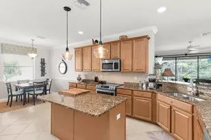 3907 Treasure Cove Cir, Naples, FL 34114 - Photo 6