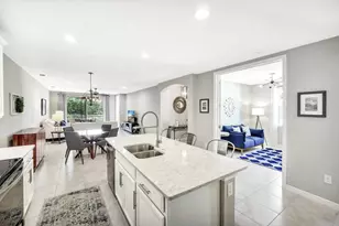 14863 Edgewater Cir, Naples, FL 34114 - Photo 6