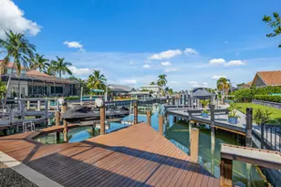 200 Windbrook Ct, Marco Island, FL 34145 - Photo 4