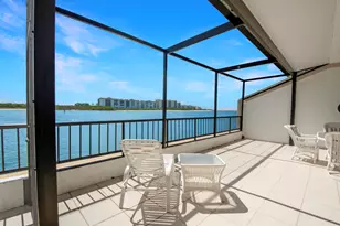 105 La Peninsula Blvd, Naples, FL 34113 - Photo 6