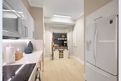 105 La Peninsula Boulevard #105, Naples, FL 34113 - Photo 16