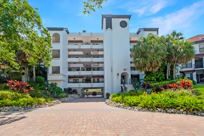 105 La Peninsula Boulevard #105, Naples, FL 34113 - Photo 2
