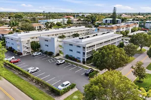 3150 Binnacle Dr, Naples, FL 34103 - Photo 28