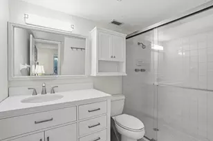 3150 Binnacle Dr, Naples, FL 34103 - Photo 22