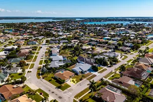 311 Hazelcrest St, Marco Island, FL 34145 - Photo 32