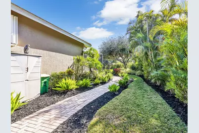 616 Hernando Drive, Marco Island, FL 34145 - Photo 34