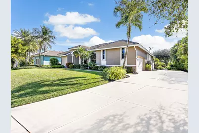 616 Hernando Drive, Marco Island, FL 34145 - Photo 4