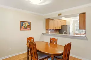 289 Robin Hood Cir, Naples, FL 34104 - Photo 16