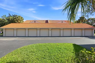 289 Robin Hood Circle #101, Naples, FL 34104 - Photo 38