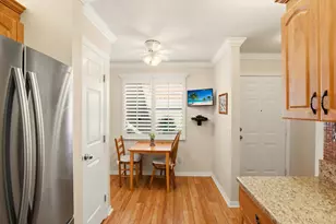 289 Robin Hood Cir, Naples, FL 34104 - Photo 14