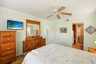 289 Robin Hood Cir, Naples, FL 34104 - Photo 20