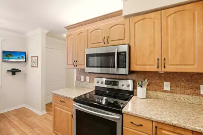 289 Robin Hood Circle #101, Naples, FL 34104 - Photo 12