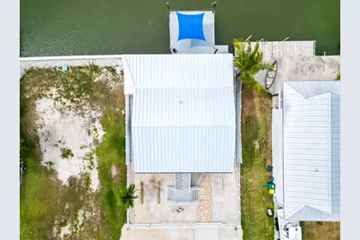 576 Coconut Avenue, Goodland, FL 34140 - Photo 26