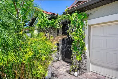 1608 Vizcaya Lane, Naples, FL 34113 - Photo 4