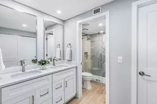 440 Seaview Ct, Marco Island, FL 34145 - Photo 14