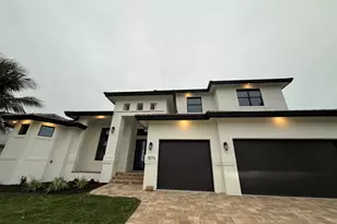 1075 Bonita Ct, Marco Island, FL 34145 - Photo 1