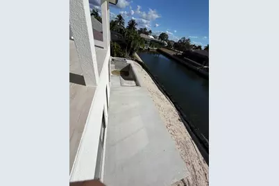 1075 Bonita Court, Marco Island, FL 34145 - Photo 38