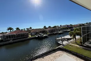 1075 Bonita Ct, Marco Island, FL 34145 - Photo 20