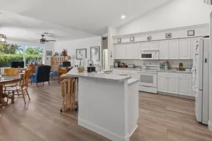 130 Kirkwood St, Marco Island, FL 34145 - Photo 10