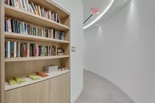 260 Seaview Ct, Marco Island, FL 34145 - Photo 34