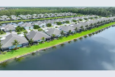 2303 Marquesa Circle, Naples, FL 34112 - Photo 32