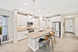 2303 Marquesa Cir, Naples, FL 34112 - Photo 12