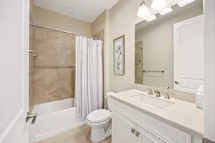 2303 Marquesa Cir, Naples, FL 34112 - Photo 26