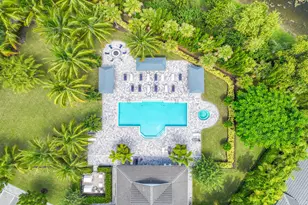 2303 Marquesa Cir, Naples, FL 34112 - Photo 36