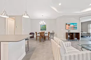 2303 Marquesa Cir, Naples, FL 34112 - Photo 10