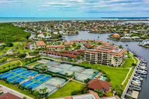 260 Seaview Ct, Marco Island, FL 34145 - Photo 40