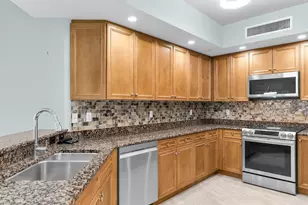 1065 Borghese Ln, Naples, FL 34114 - Photo 8