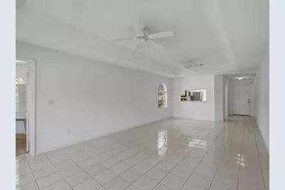 565 Augusta Boulevard #10, Naples, FL 34113 - Photo 2