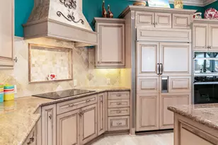 167 San Salvador St, Naples, FL 34113 - Photo 6