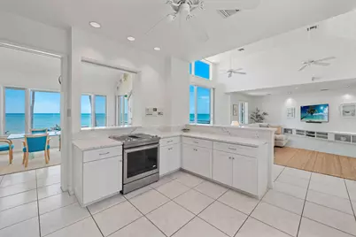 30 3rd Avenue S, Naples, FL 34102 - Photo 10