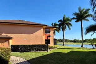 1538 Mainsail Dr, Naples, FL 34114 - Photo 2