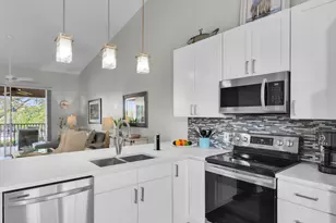 278 Newport Dr, Naples, FL 34114 - Photo 8