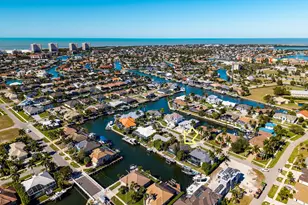 1035 Admiralty Ct, Marco Island, FL 34145 - Photo 40