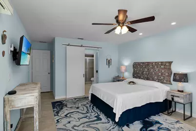 1035 Admiralty Court, Marco Island, FL 34145 - Photo 18